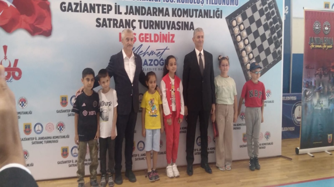 İL JANDARMA KOMUTANLIĞININ DÜZENLEMİŞ OLDUĞU SATRANÇ TURNUVASINA  ABDULLAH KEPKEP İLKOKULU OLARAK KATILIM SAĞLADIK.